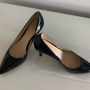 Cole haan black patent pumps
